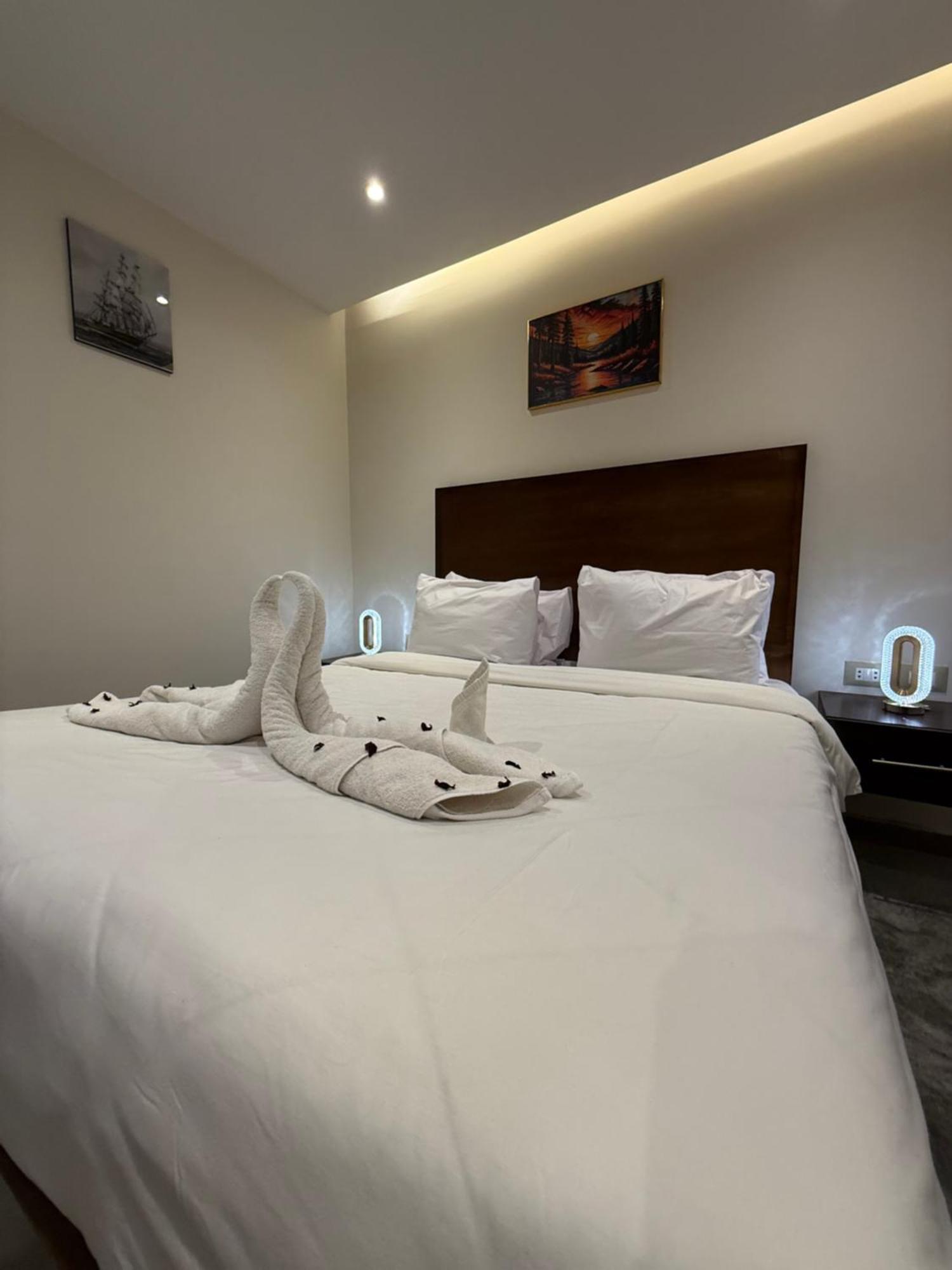 Topaz Pyramids View Inn Kafrat al Jabal Екстер'єр фото