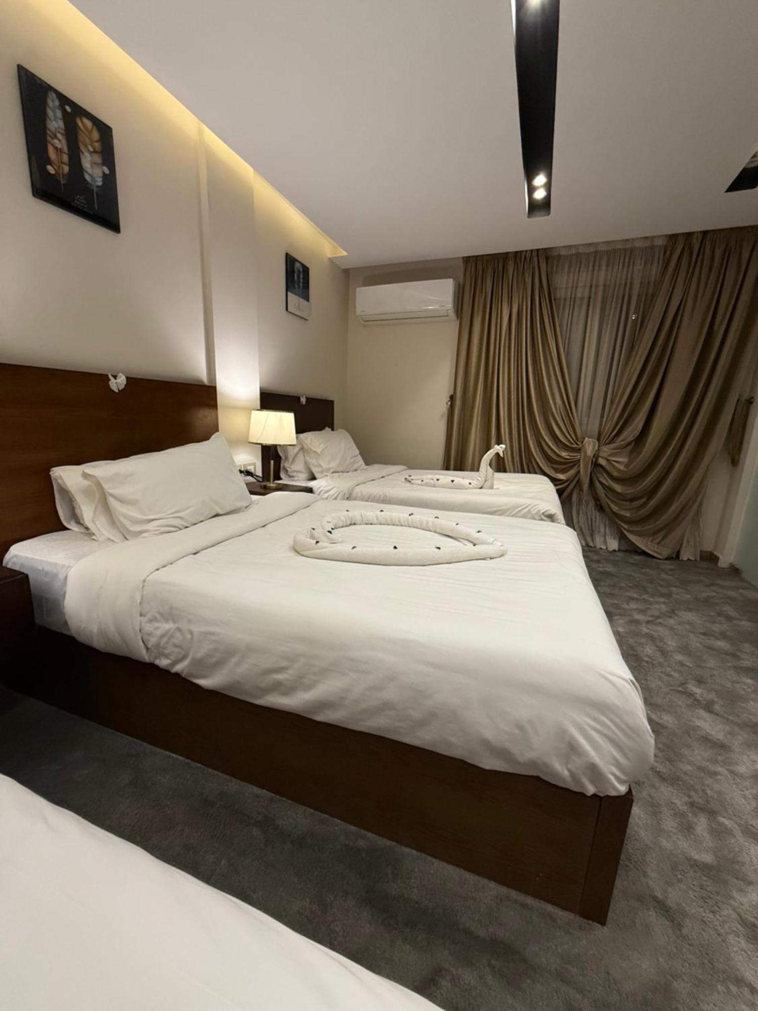 Topaz Pyramids View Inn Kafrat al Jabal Екстер'єр фото
