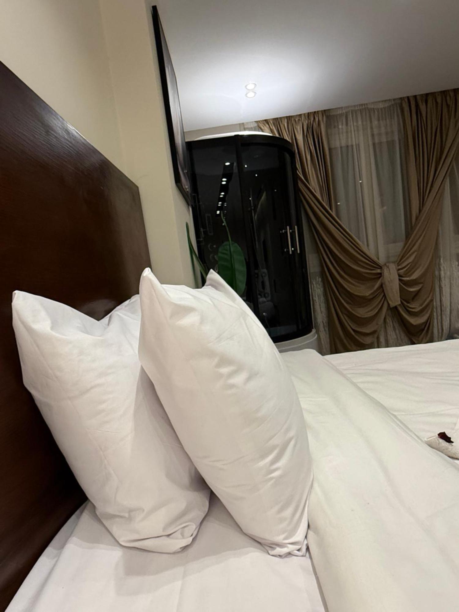 Topaz Pyramids View Inn Kafrat al Jabal Екстер'єр фото