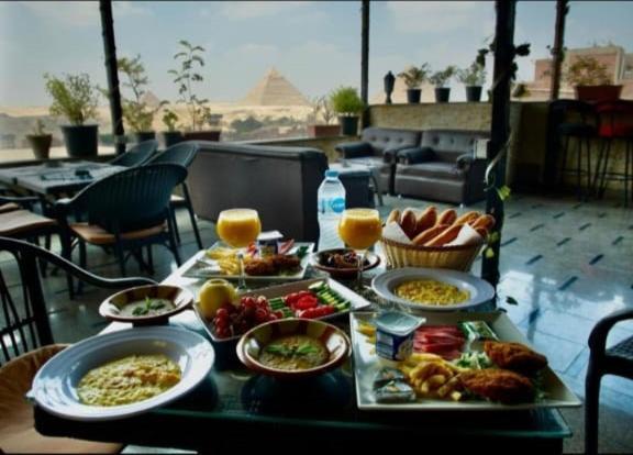 Topaz Pyramids View Inn Kafrat al Jabal Екстер'єр фото